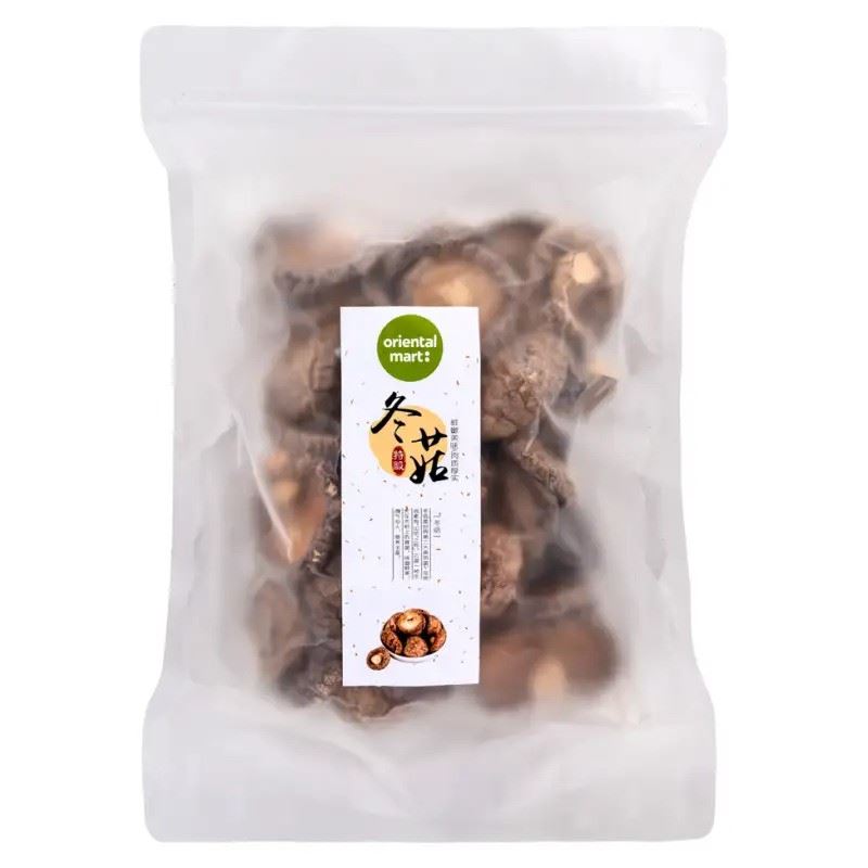Orientalmart Dried Shiitake Mushrooms 東方行 中國冬菇 (2-3cm) 200g - Best Before: 30/06/2027