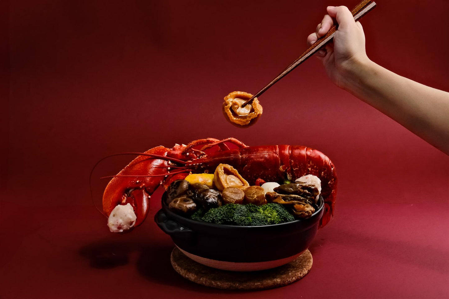 Under the Same Moon x Hing Wah Lobster & 8-Head Abalone Poon Choi 一個月亮 x 興華【二人盛宴】龍蝦八頭鮑魚盆菜